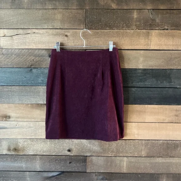 Vintage 90s Burgundy Suede Zip Up Skirt Set DJ & Co Soft Faux Suede Matching Set - Picture 9 of 13